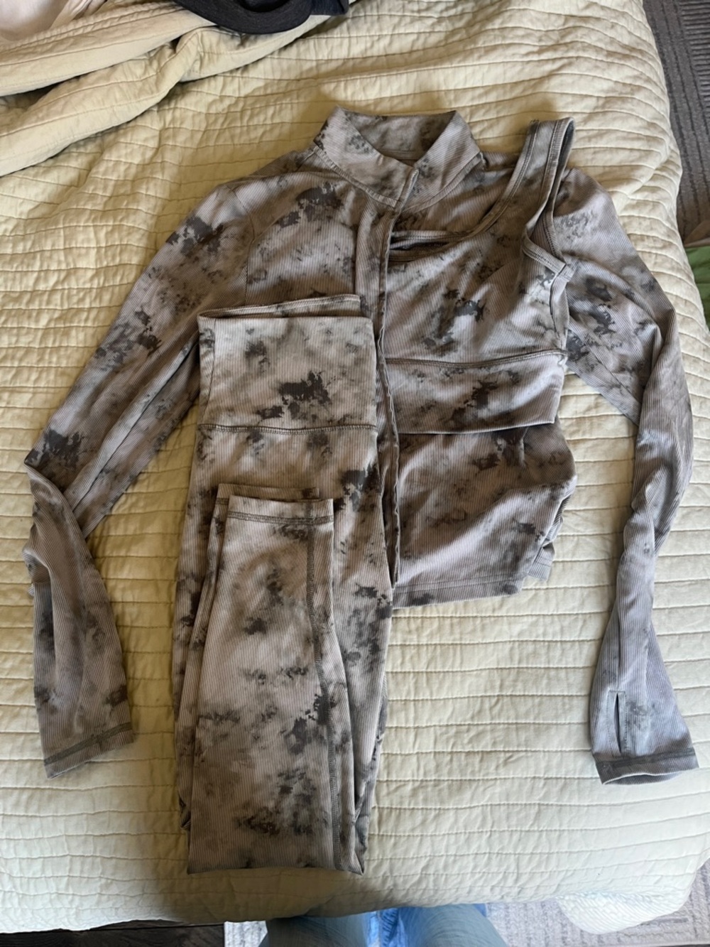 Tie-Dye Ribbed Lounge Set - Green & Gray